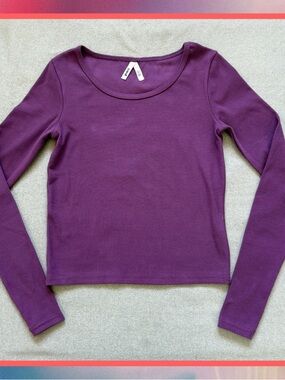 Pact Amethyst Organic Cotton Ribbed Stretch Crop Tee